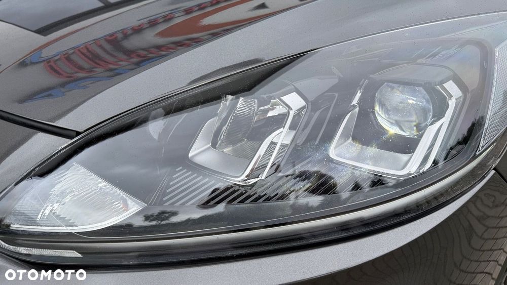 Ford Kuga - 31