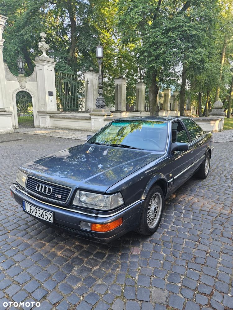 Audi V8 - 1