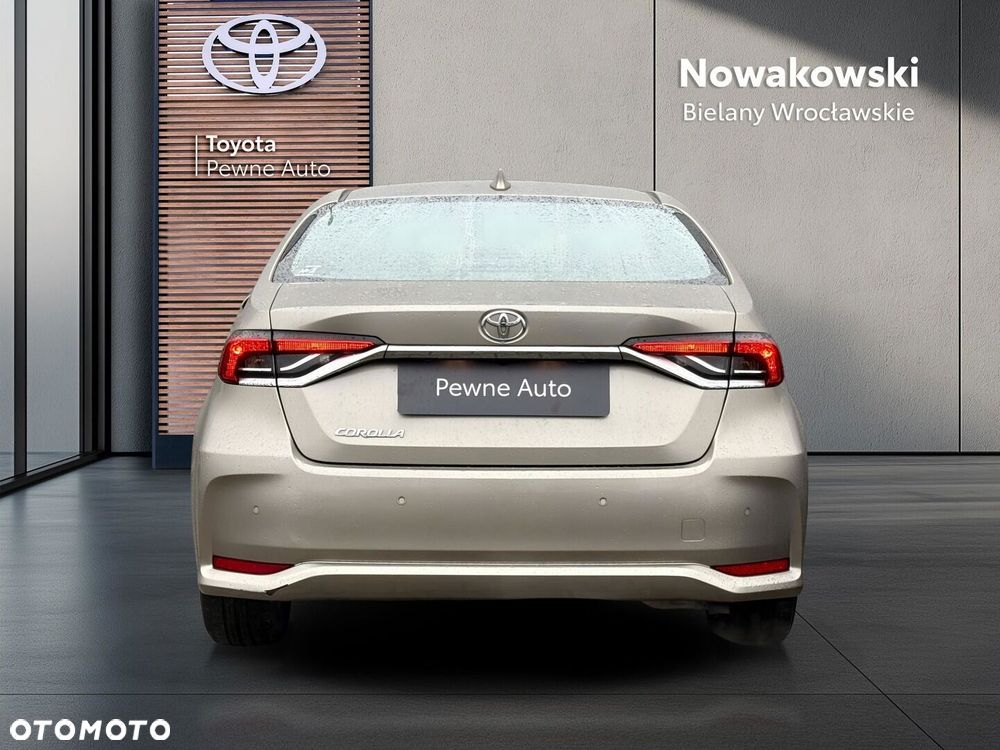 Toyota Corolla 1.6 Comfort - 5