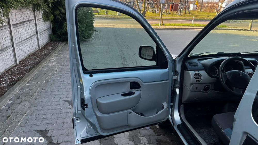 Renault Kangoo 1.2 16V Campus - 11