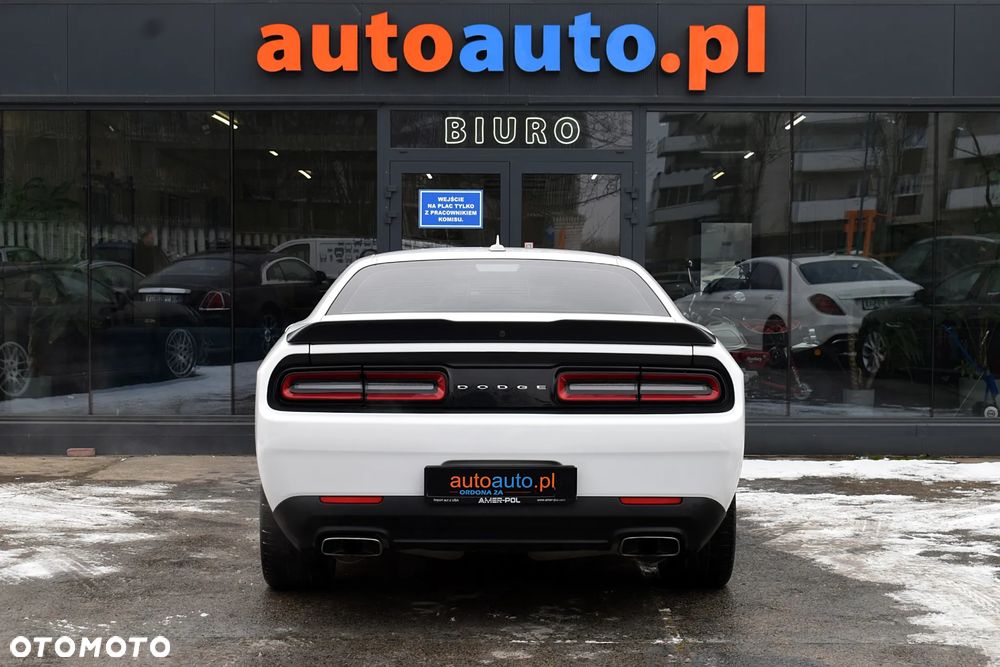Dodge Challenger 5.7 R/T - 21