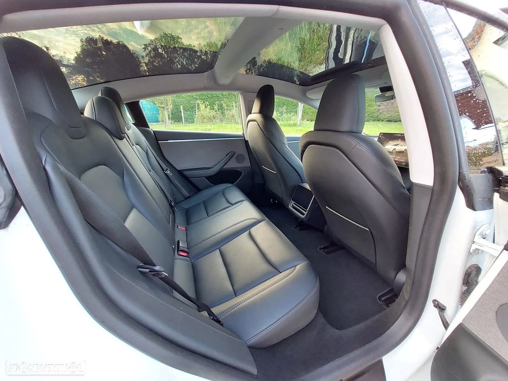 Tesla Model 3 RWD - 6