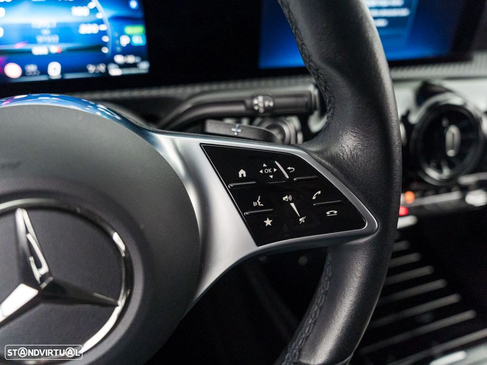 Mercedes-Benz A 250 e - 23