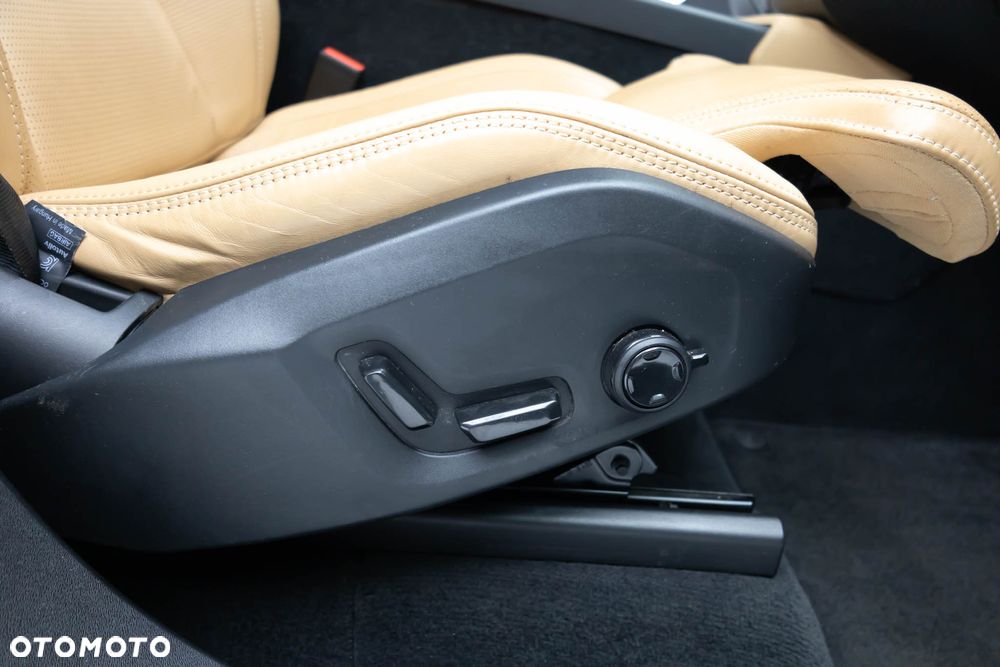 Volvo XC 90 T8 AWD Recharge Ultimate Bright - 33