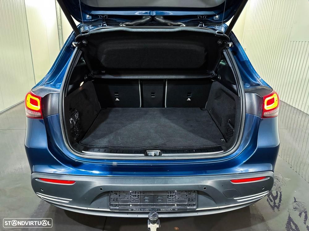 Mercedes-Benz EQA 250+ Electric Art — fotografia 54