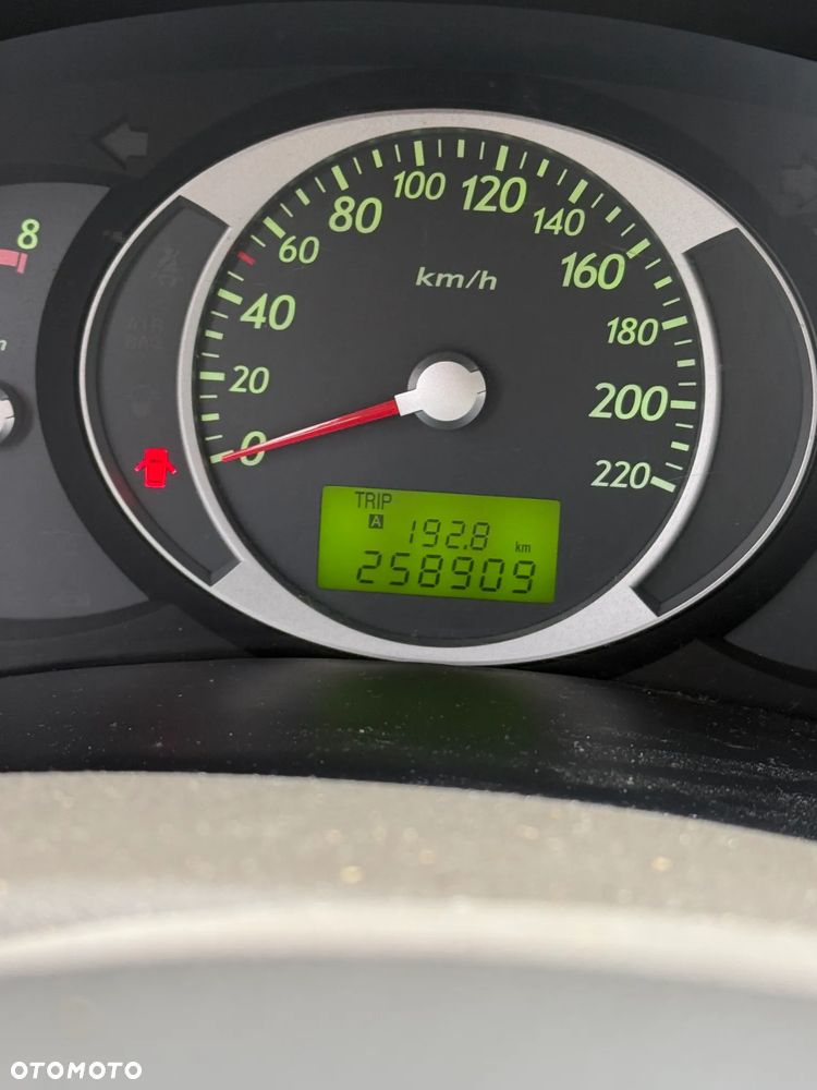 Hyundai Tucson 2.0 2WD GLS - 11