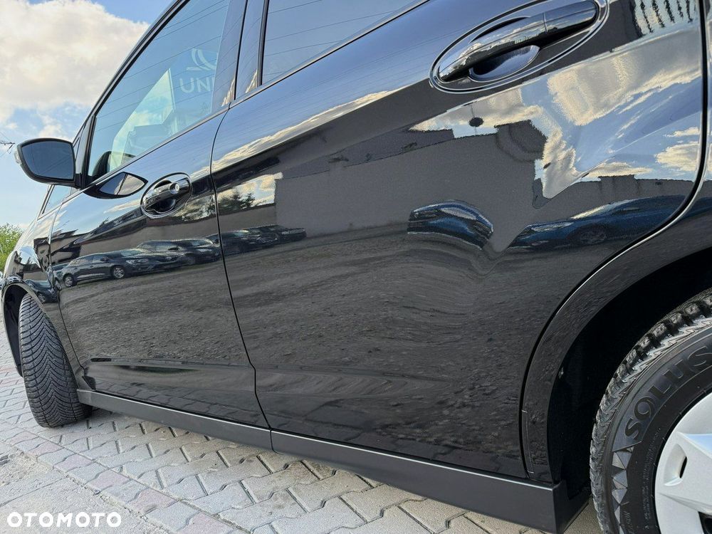 Ford C-MAX 1.6 Ti-VCT SYNC Edition - 40