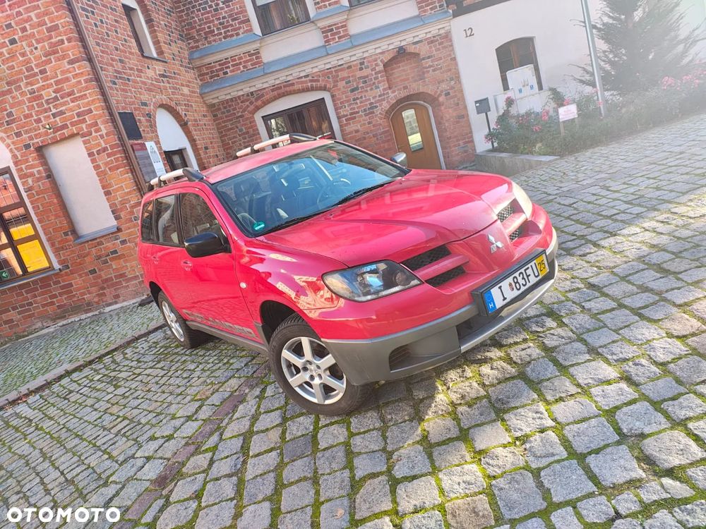 Mitsubishi Outlander 2.0 4WD Intense - 22