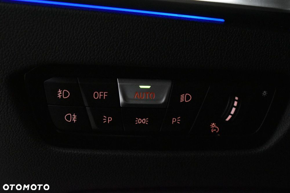 BMW Seria 3 - 10