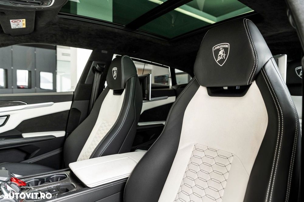 Lamborghini URUS - 4