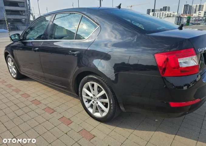 Skoda Octavia 2.0 TDI Elegance - 3