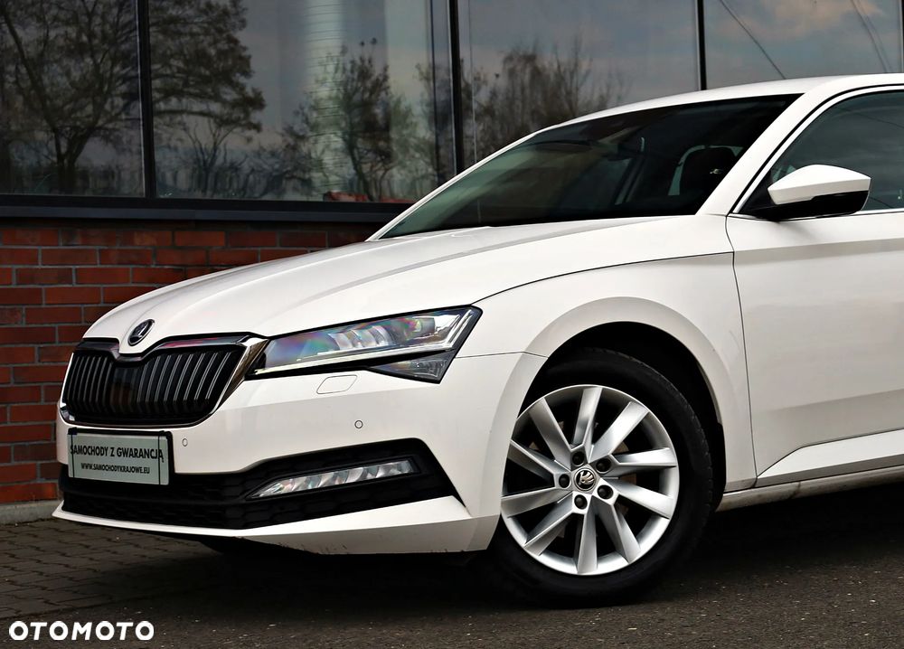 Skoda Superb 2.0 TDI SCR 4x4 Ambition DSG - 14