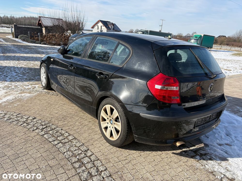 BMW Seria 1 118d DPF - 5