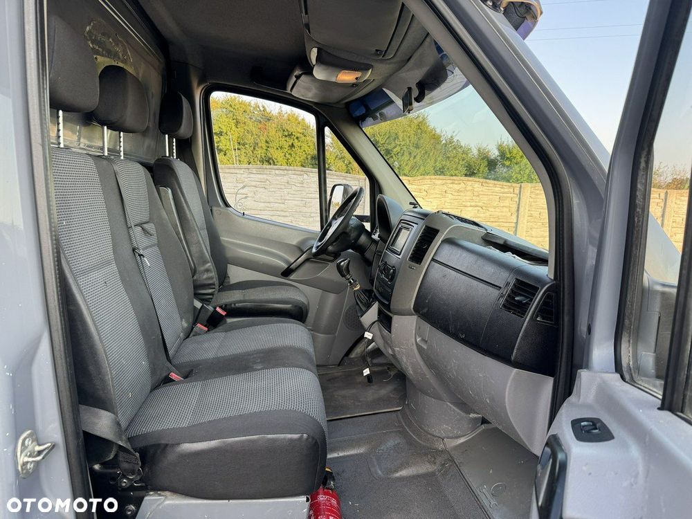Mercedes-Benz Sprinter - 9