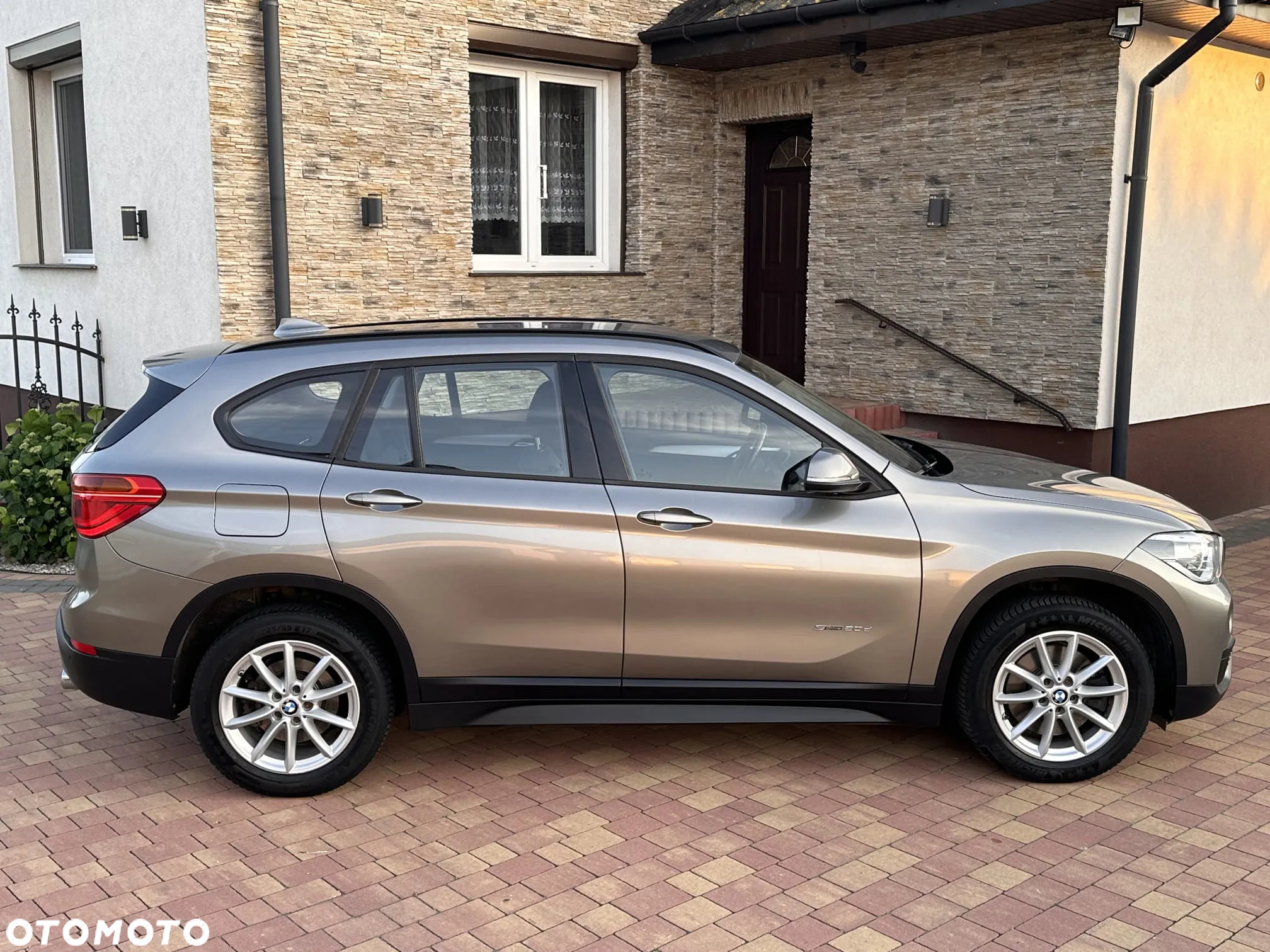 BMW X1 sDrive20d - 8