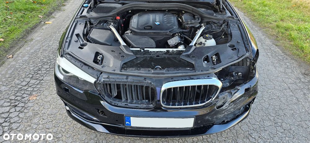 BMW Seria 5 518d Sport Line sport - 12