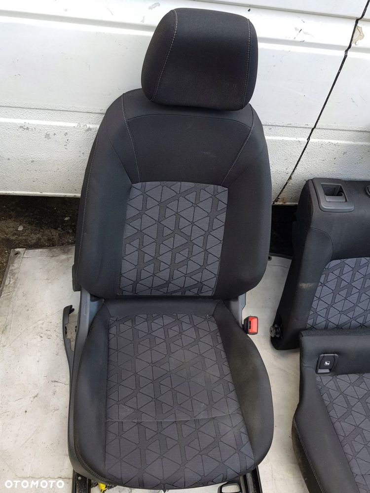 fotel tapicerka Opel Astra K - 4