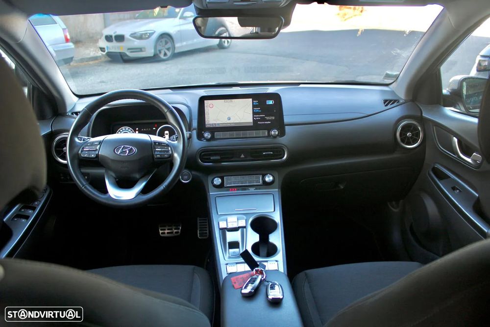Hyundai Kauai EV 64 kWh Vanguard+TMS - 11