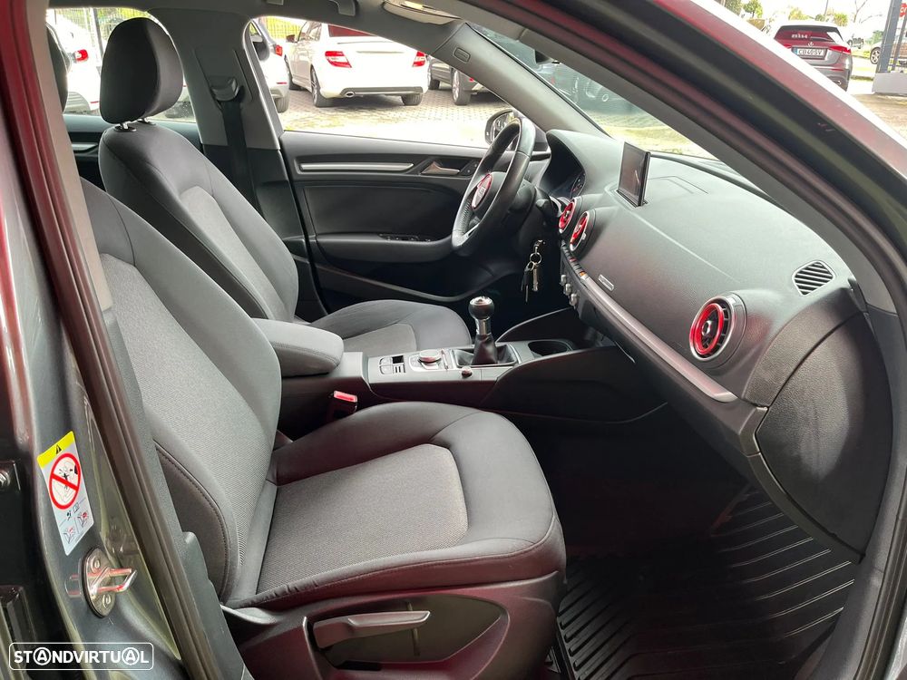 Audi A3 Limousine 1.6 TDI - 12