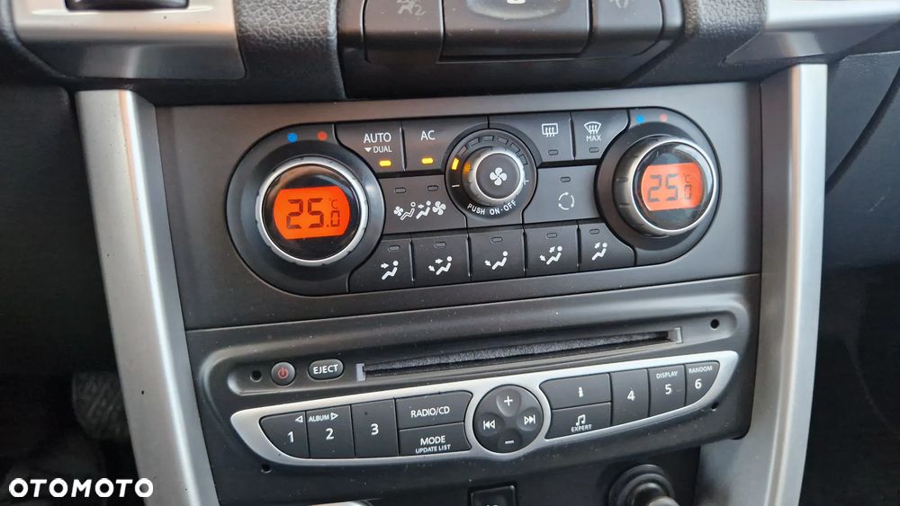Renault Koleos dCi 150 FAP 4x2 Limited - 17