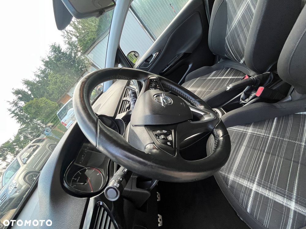 Opel Corsa - 32