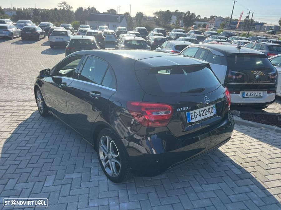 Mercedes-Benz A 180 CDI (BlueEFFICIENCY) - 2
