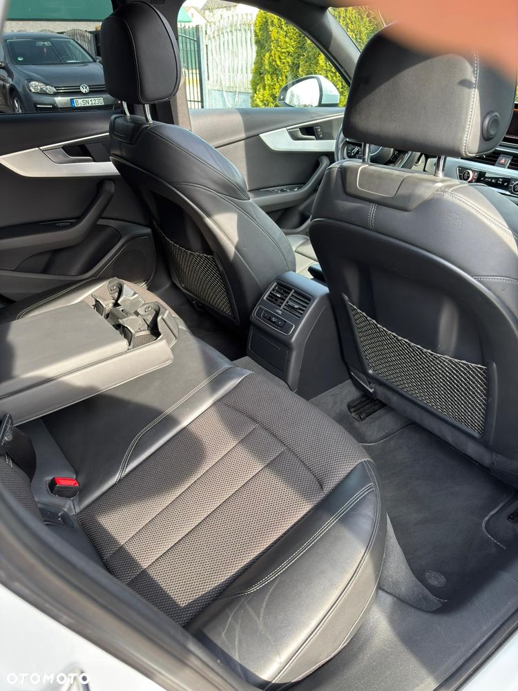 Audi A4 Limousine - 20
