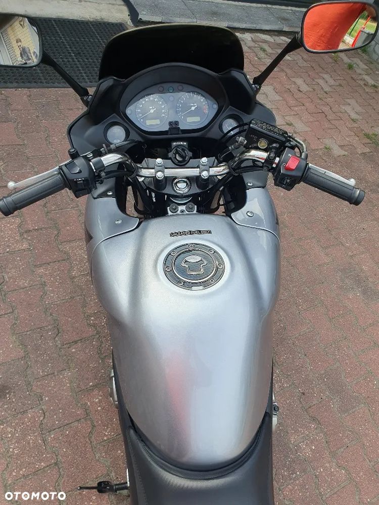 Honda CBF - 13