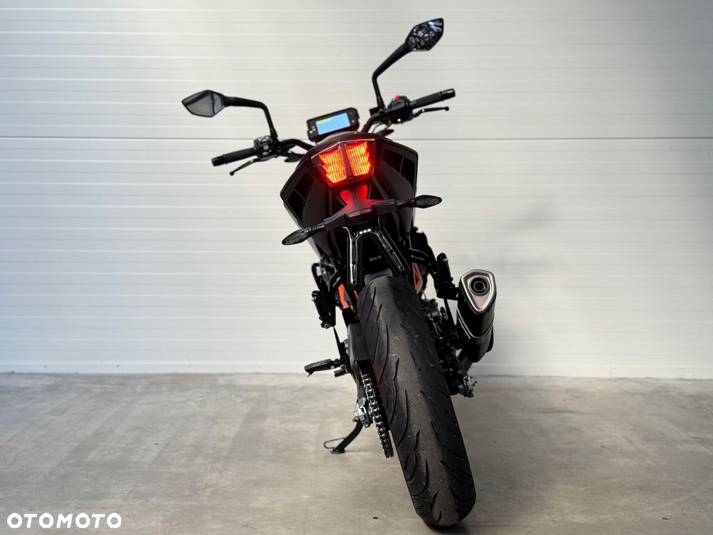 KTM Duke - 4