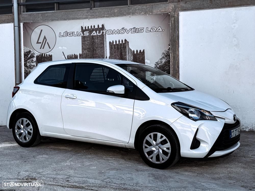 Toyota YARIS - 1