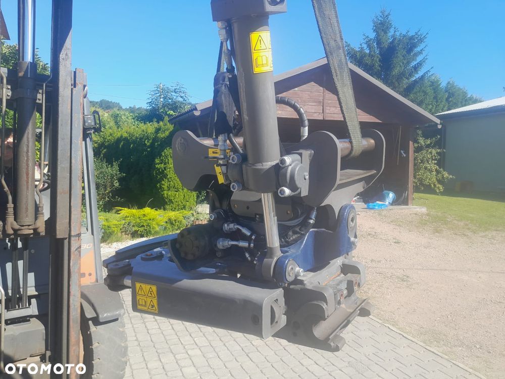 Głowica uchylno-obrotowa, Rototilt SMP ST6 z kleszczami pod szybkozłącze S45 NOWE!! - 9