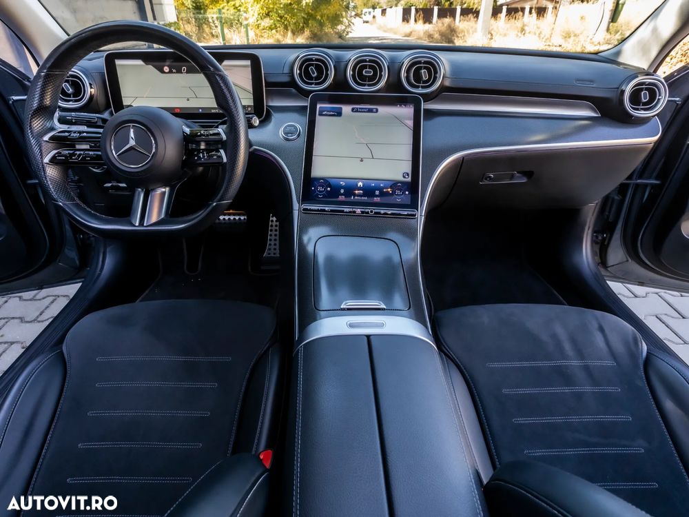 Mercedes-Benz C 300 4MATIC 9G-TRONIC AMG Line - 18