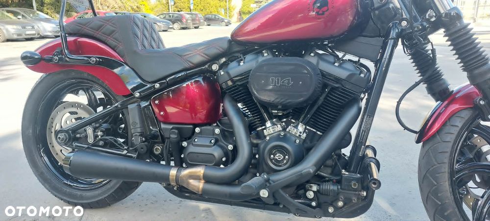 Harley-Davidson Softail Street Bob - 40