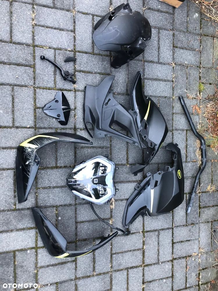 Keeway RKF 125 lampa laga bok błotnik osłona - 1