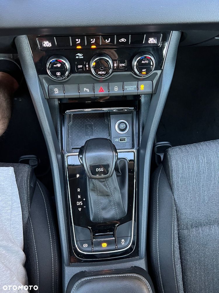 Skoda Karoq 1.5 TSI DSG Ambition - 24