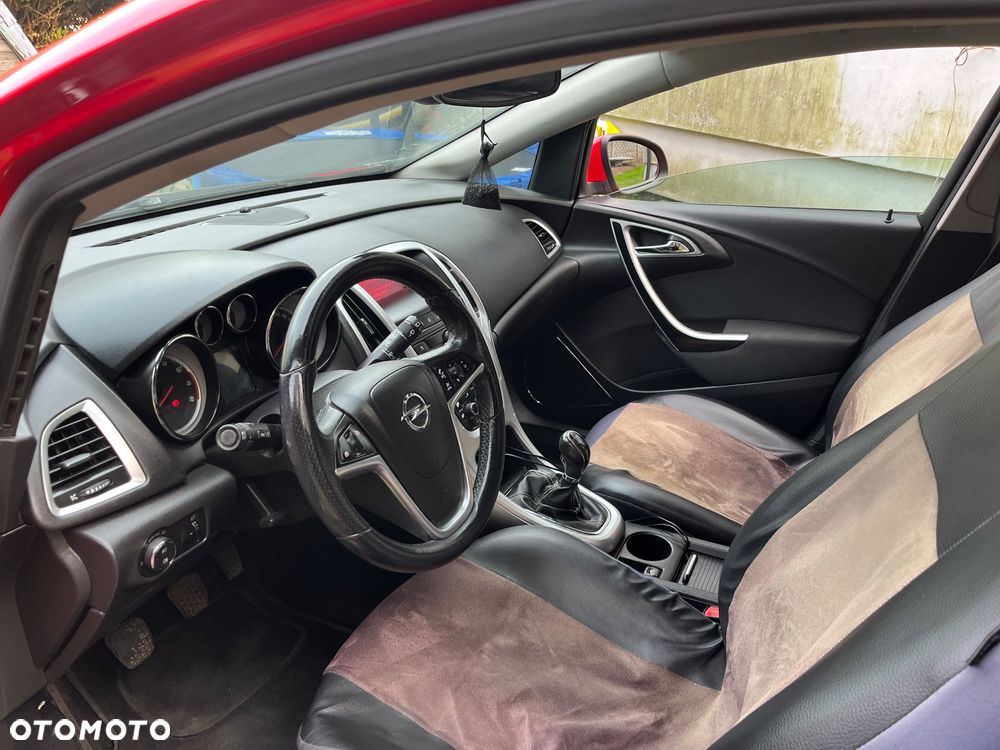 Opel Astra 1.4 Turbo Cosmo - 6