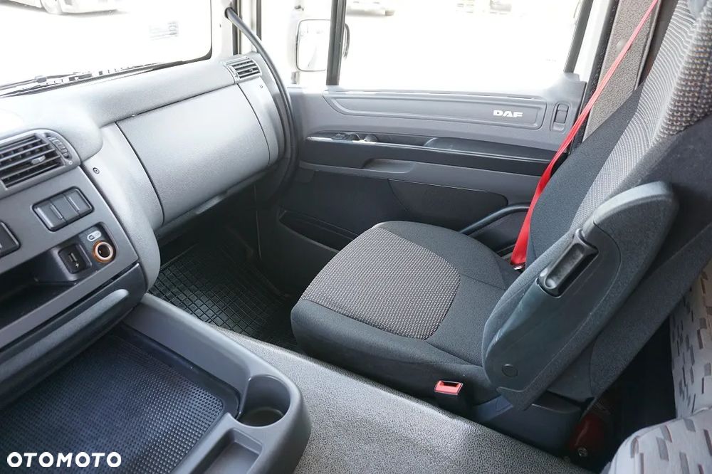 DAF / CF / 400 / ACC / EURO 6 / PRZEWOZU NAPOJÓW / OŚ SKRĘTNA - 36