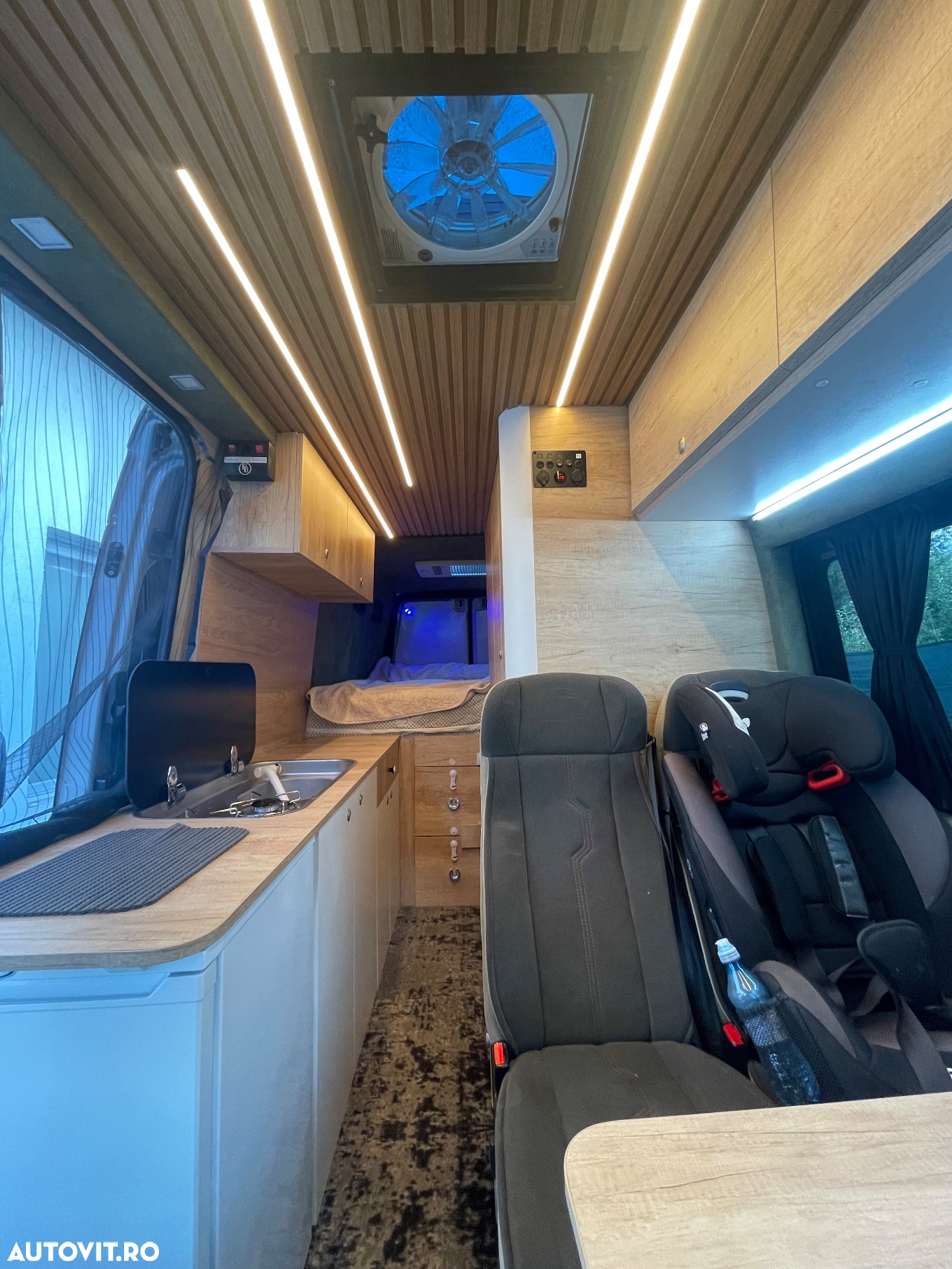 Mercedes-Benz Sprinter - 7