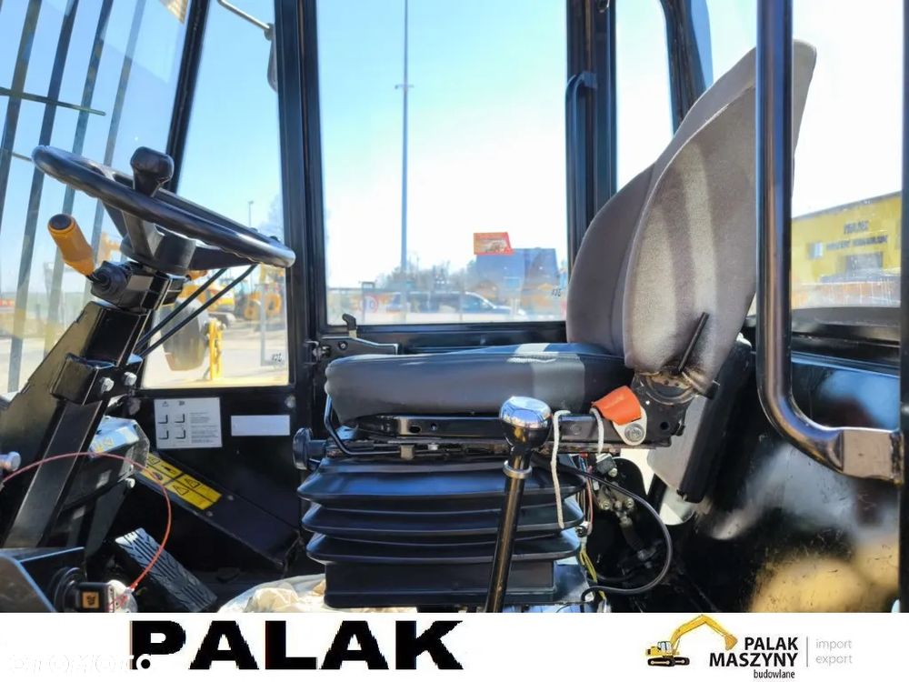 JCB Wózek  widłowy terenowy JCB 926 4WD Triplex  , 2016 rok - 11
