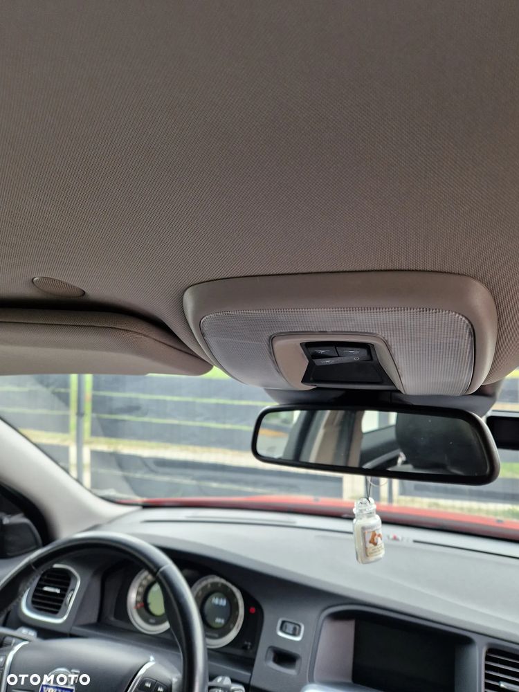 Volvo S60 - 18