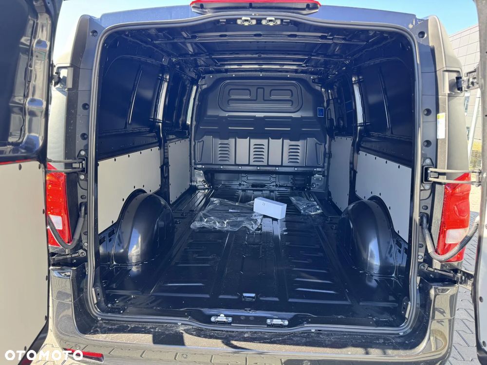 Mercedes-Benz Vito - 8