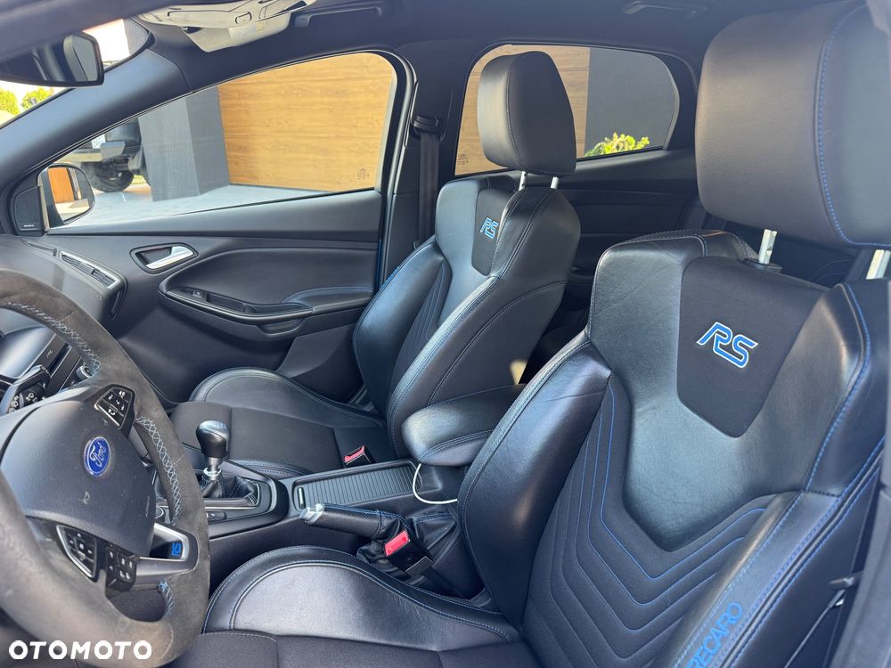 Ford Focus - 15