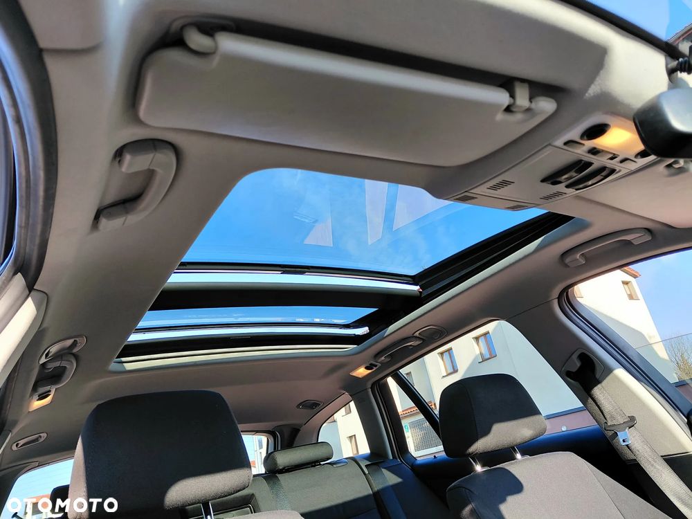 BMW Seria 3 320d DPF Edition Sport - 3