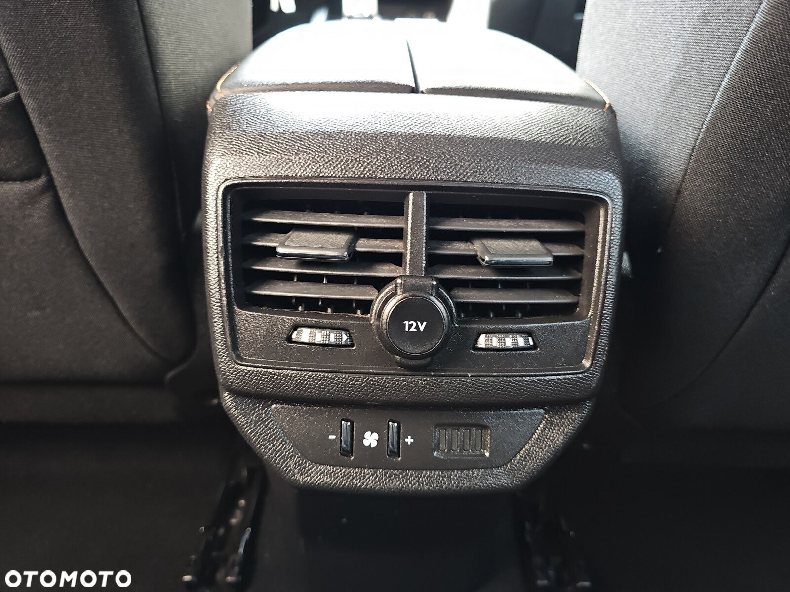 Peugeot 5008 - 29