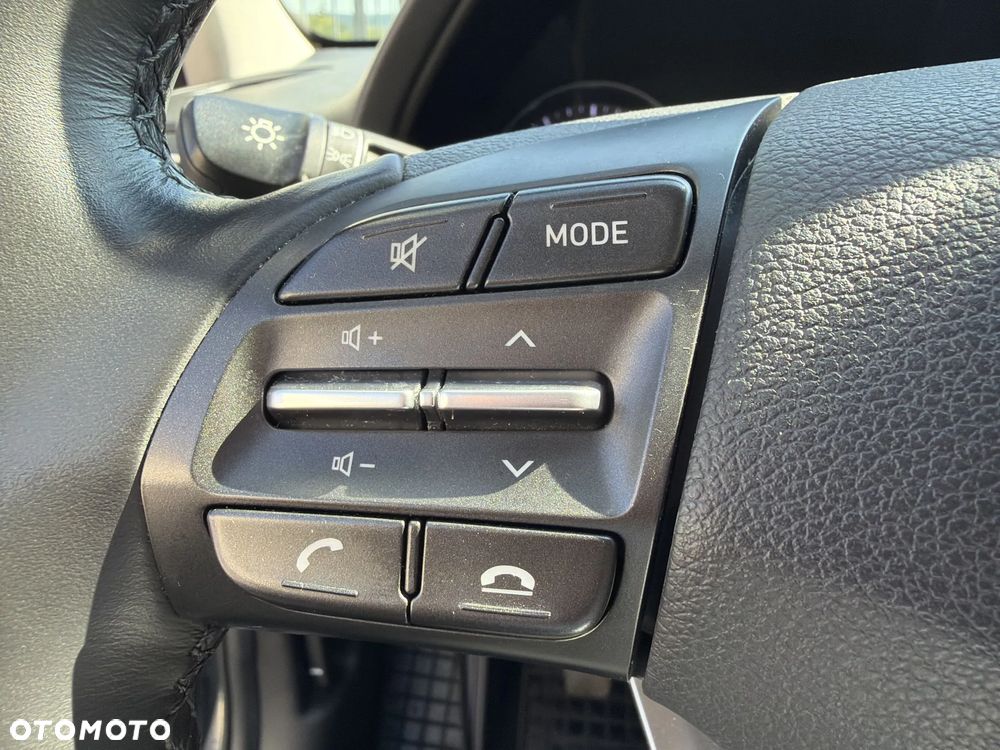 Hyundai i30 1.5 DPI Classic + - 22