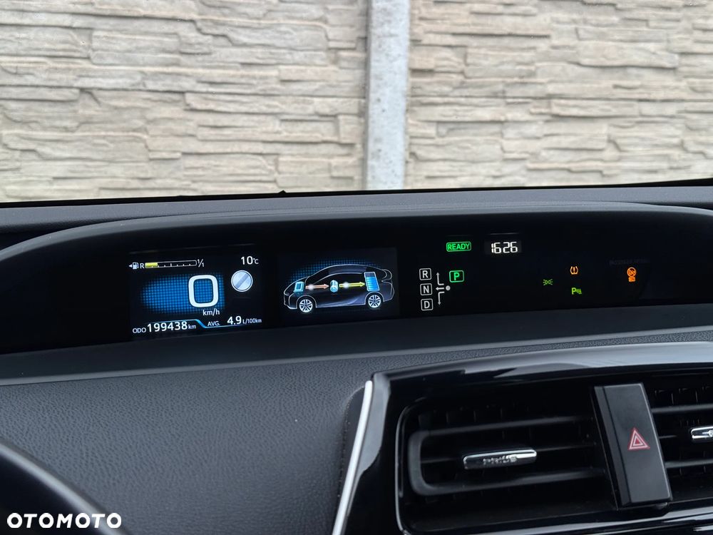 Toyota Prius 1.8 Hybrid Premium - 28