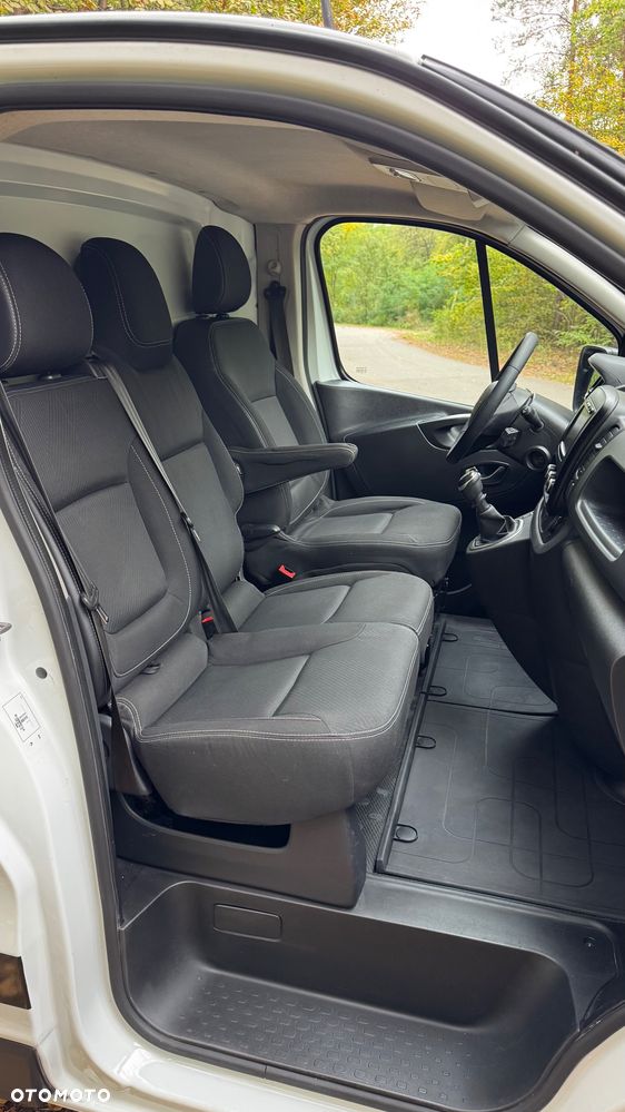 Renault Trafic - 11