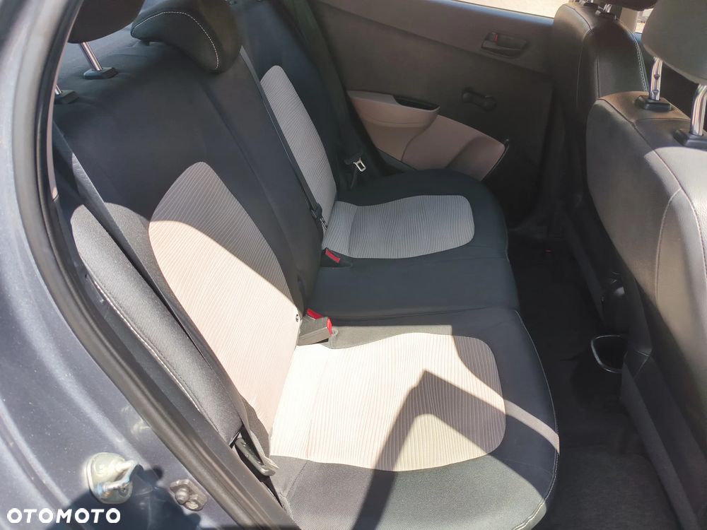 Hyundai i10 1.0 blue Classic - 10
