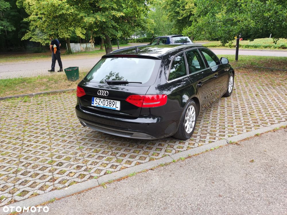 Audi A4 - 4