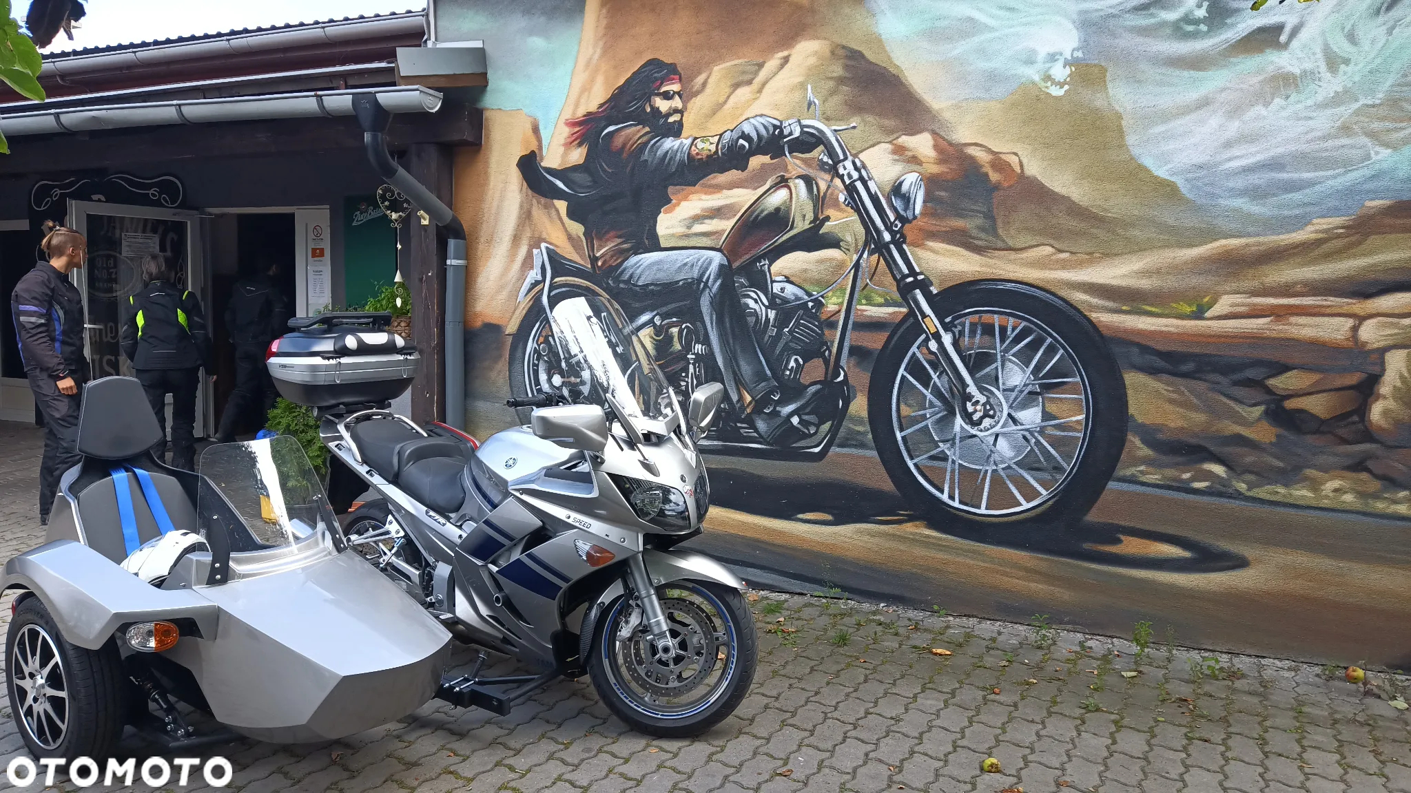 Yamaha FJR - 9